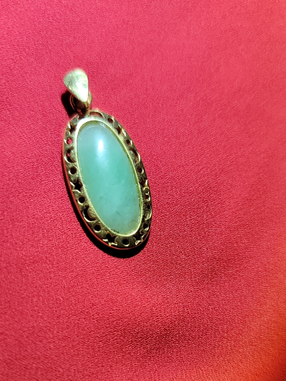 Gold-Trim Green Oval Stone Pendant - Elegant Women’s Jewelry